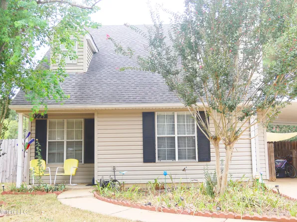 227 Village Cv, Pearl, MS 39208