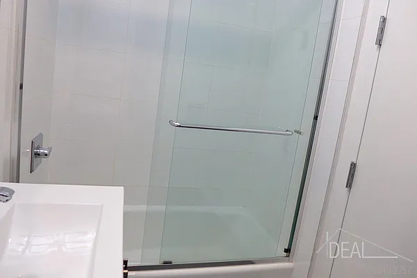 Rented by Ideal Properties Group | media 29