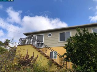 7880 Sunkist Dr, Oakland, CA 94605