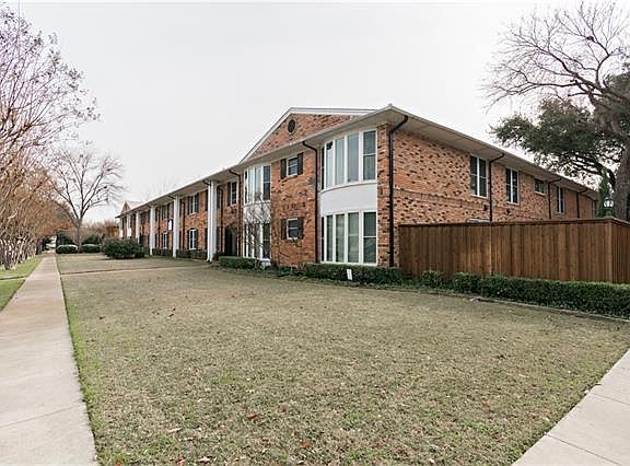 2nd image of 4206 Newton Ave #209