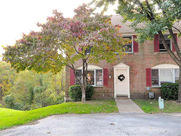 Walden Townhomes — Photo 25