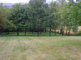 3013 Investors Rd, Washington, PA 15301