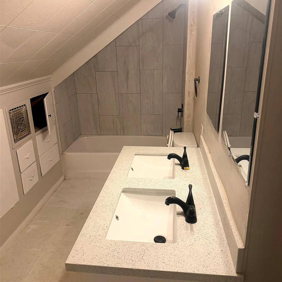 3 bed, 2.0 bath, 1488 sqft, $1,650 — Photo 4
