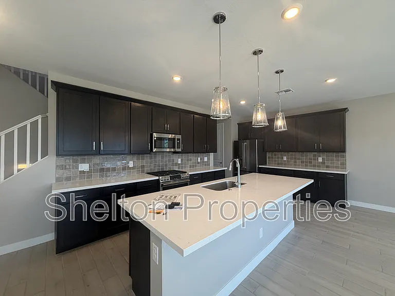 26329 N 24th Dr — Photo 5