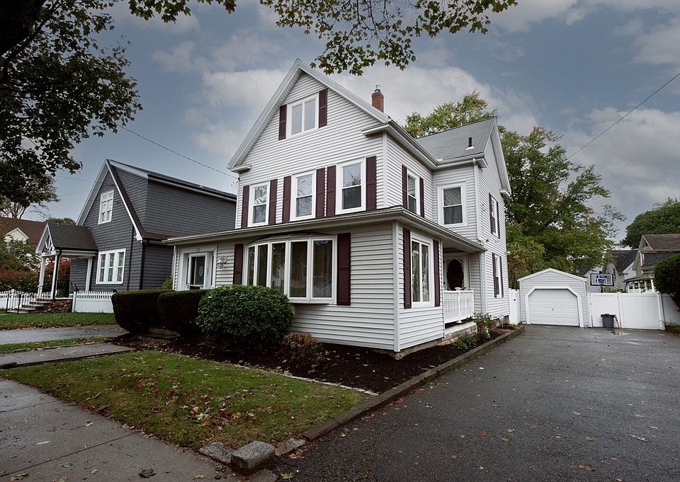 1st image of 171 Essex St