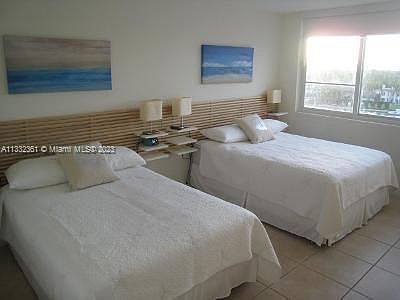 4th image of 5005 Collins Ave APT 804