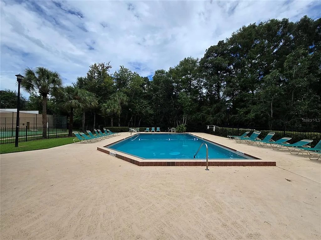 2 bed, 2.0 bath, 851 sqft, $1,600 — Photo 3