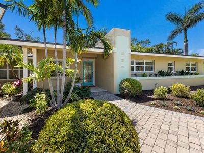 734 Indian Beach Cir, Sarasota, FL, 34234