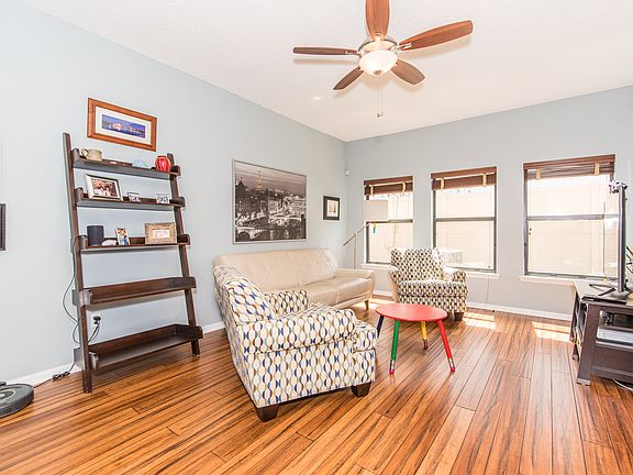 4th image of 74 Hannah Cole Dr