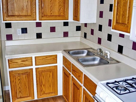4th image of 806 E 13th St APT 201