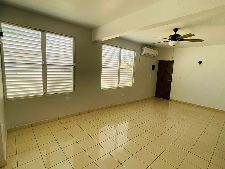 12 Cascada Urb Munoz Riv — Photo 6