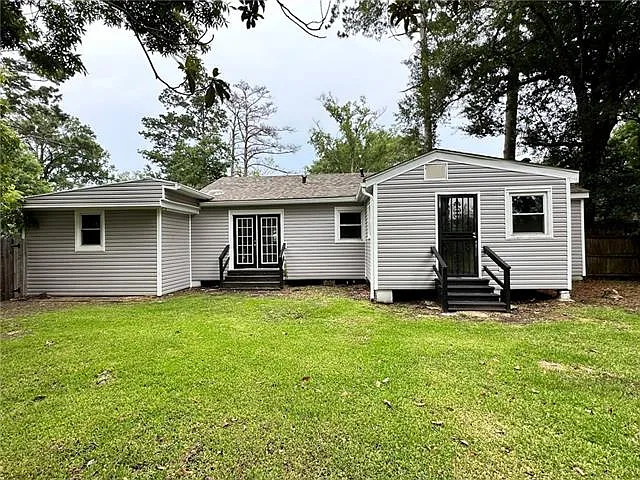 105 Rosewood Cir — Photo 16