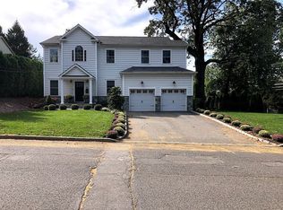 82 Oak St, Tenafly, NJ 07670