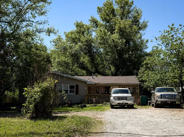 2750 W Nichols Street, Springfield, MO 65803