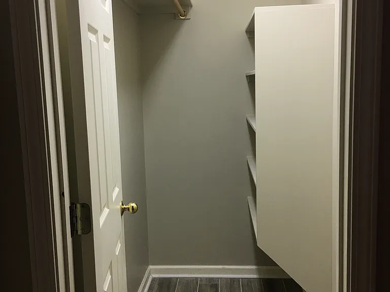 1112 Bitterwood Ct — Photo 17