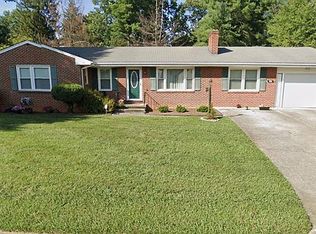 1811 Lonna Dr, Roanoke, VA 24019