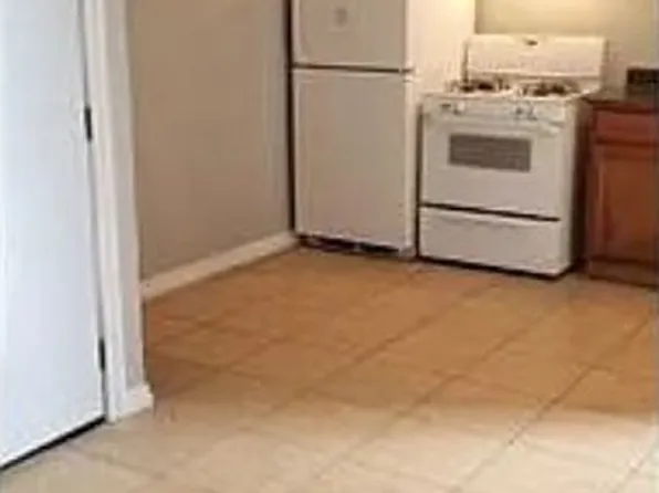 740 W 82nd St APT 4, Los Angeles, CA 90044