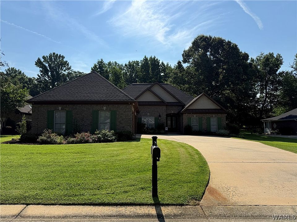 1st image of 1671 Arborway Cir