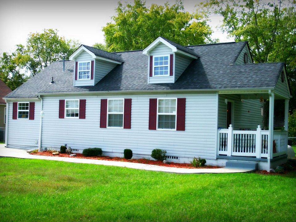 1511 Heather Front Exterior