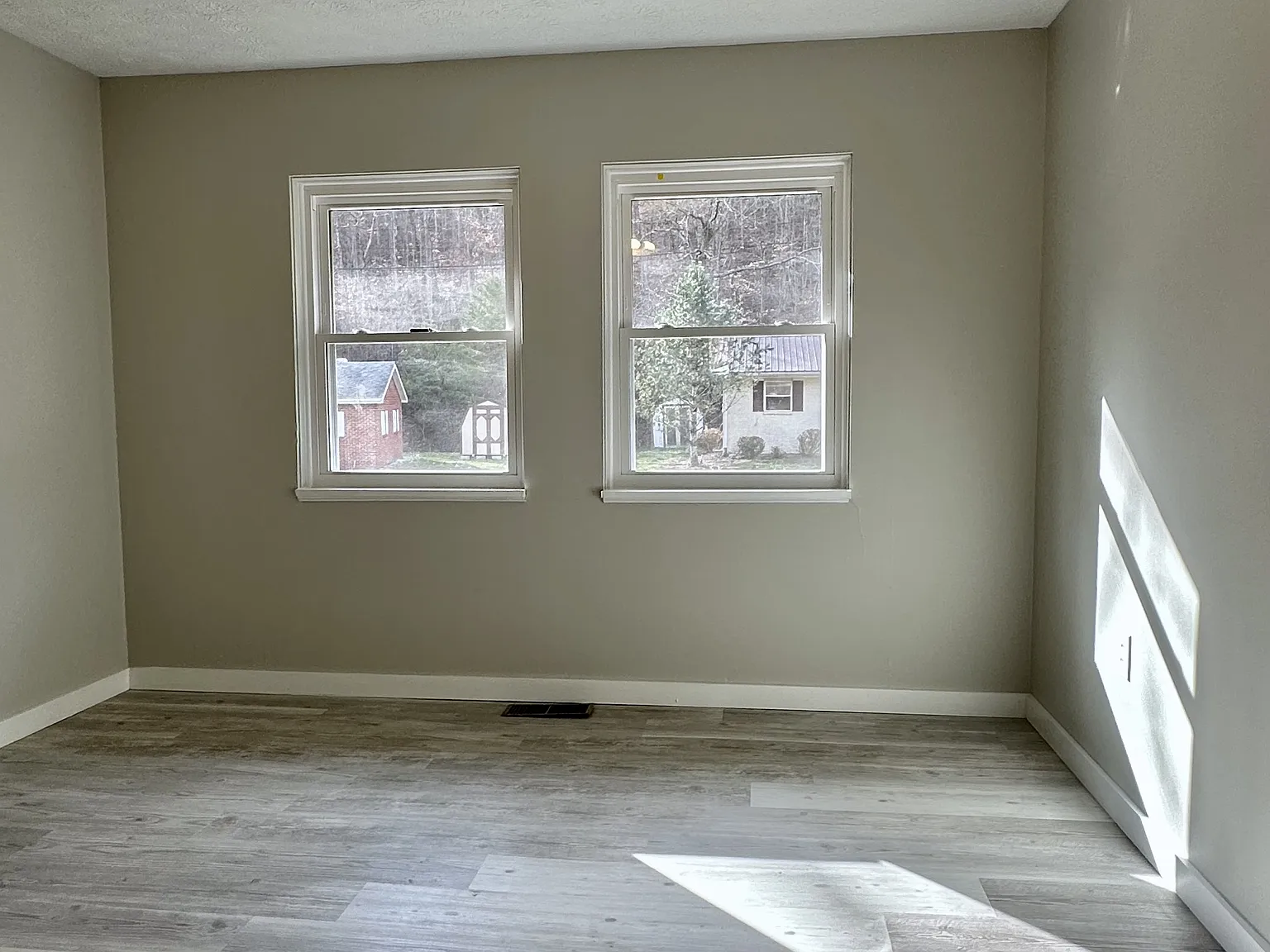 230 Pleasant Valley - 1 — Photo 2