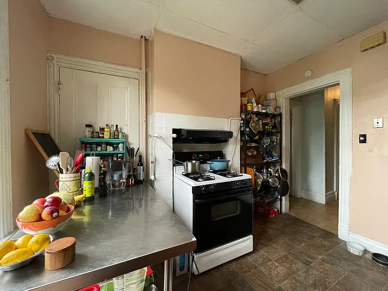 168 Bowers St #2 — Photo 20