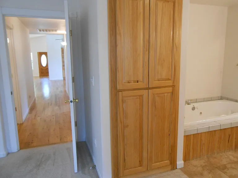 62677 Hawkview Rd — Photo 16