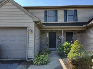 67 Chickadee Cir, Leola, PA 17540