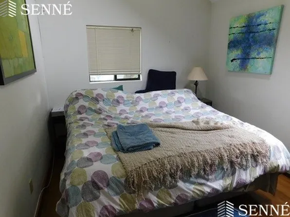 351R Norfolk St #1, Cambridge, MA 02139