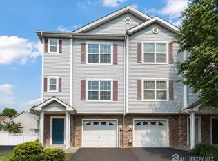 13 Ronald Dr, Somerset, NJ 08873