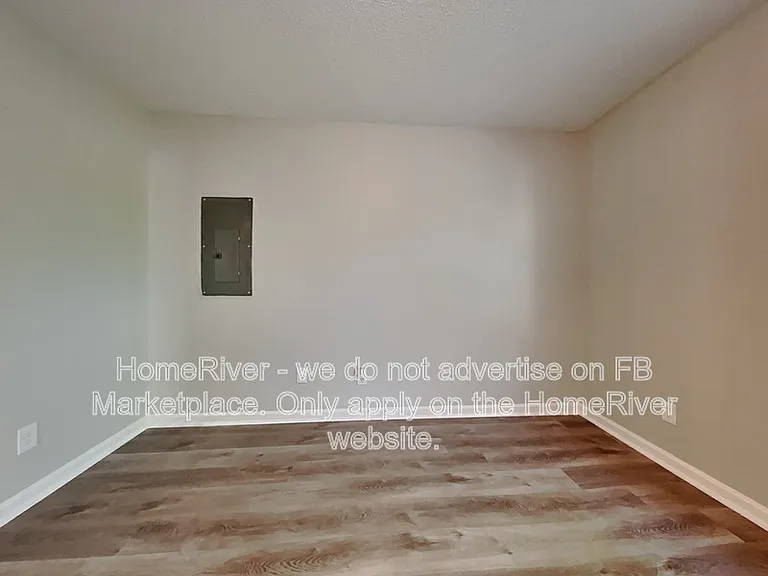 4303 Joy Ann Ter — Photo 14