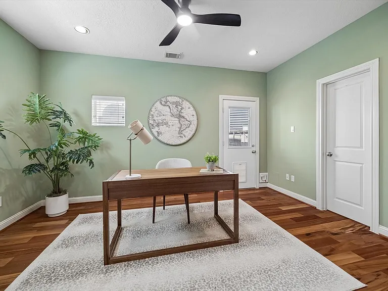 5610 Kiam St #B — Photo 9
