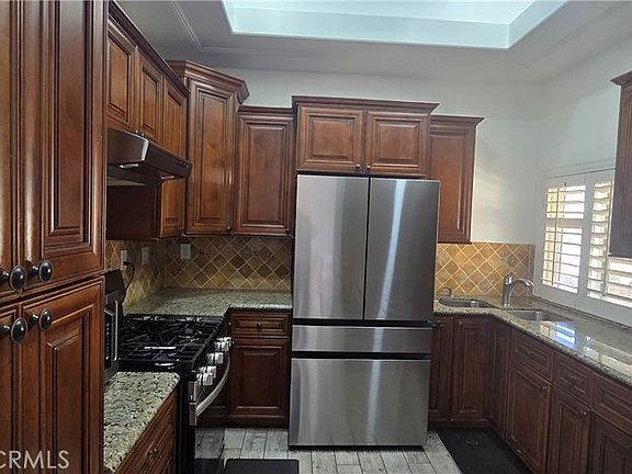 2nd image of 1158 W Cornell St