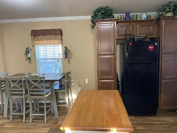 5th image of 328 Green Oak Dr #328