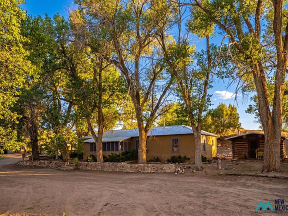 3rd image of 116 Thomas Ranch Rd