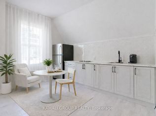 93 McMillan Dr Unit 3, Oshawa, ON L1G 3Z7