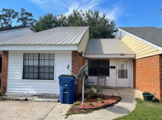 904 Pike Ave, Opelousas, LA 70570