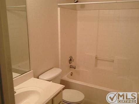 3rd image of 801 Canyon Cove Dr