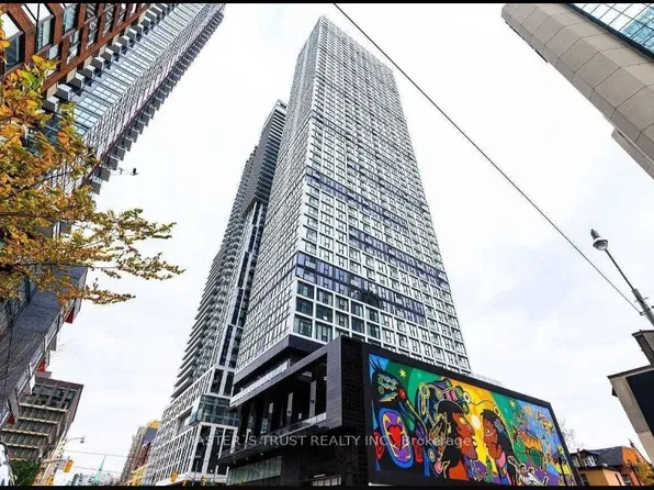 181 Dundas St E, Toronto, ON