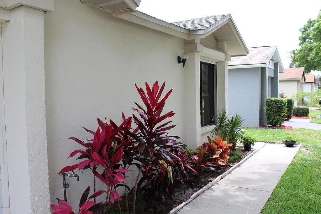 3 bed, 1367 sqft, $1,950 — Photo 3