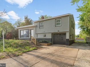 314 W Somerdale Rd, Somerdale, NJ 08083