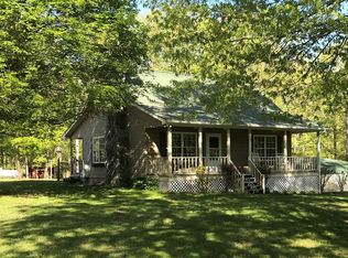 903 Mail Rd, Erin, TN 37061