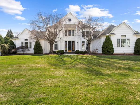 129 Old Farms East Road, Middletown, CT 06457