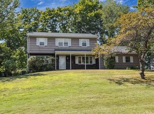 9 Marjorie Dr, Suffern, NY 10901