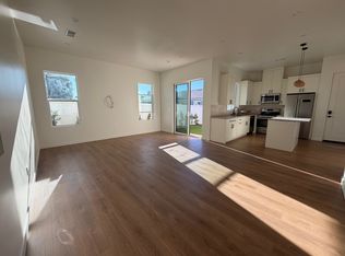 20763 Hart St, Winnetka, CA 91306