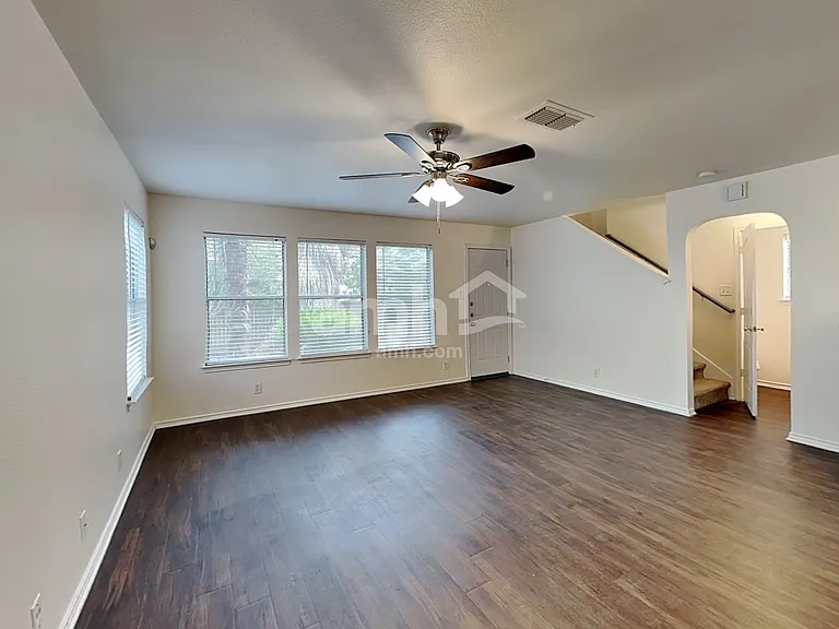 6702 Sandy Point Dr — Photo 7