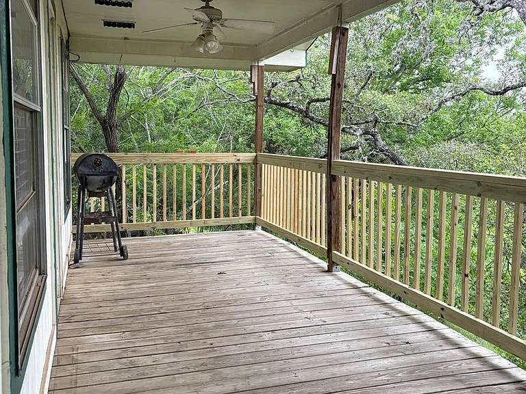 163 Oak Ridge Rd — Photo 3
