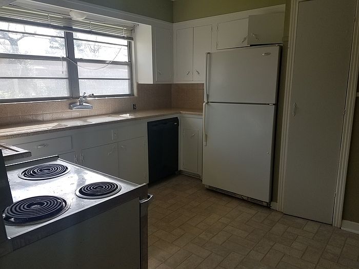 205 Hampton Ln, Beaumont, TX 77707 Zillow