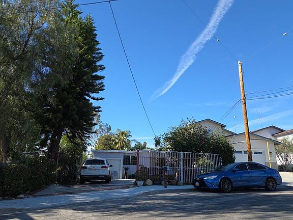 3rd image of 213 Houston Dr