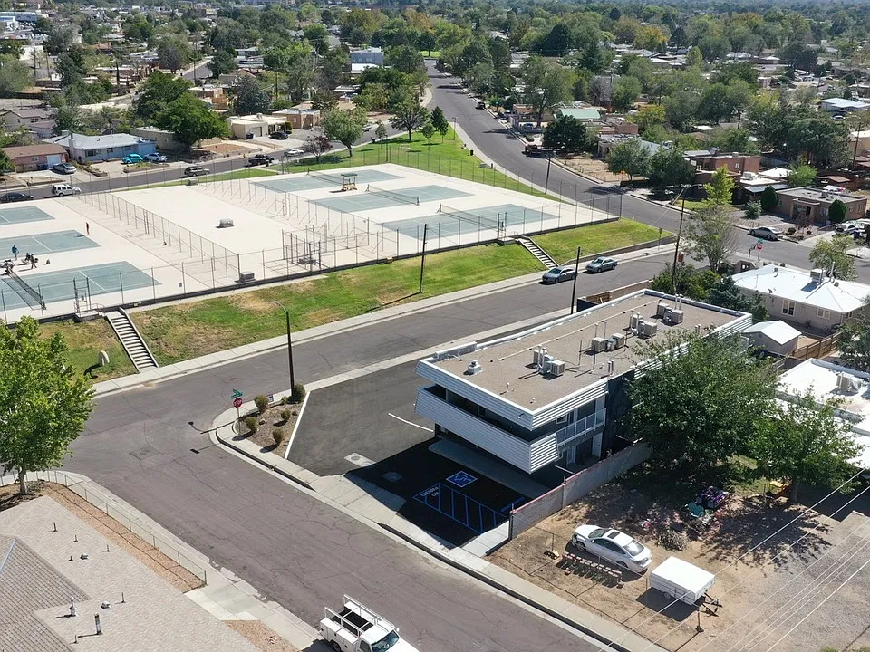 Updated Uptown Apartment Near Trader Joes & ABQ Uptown