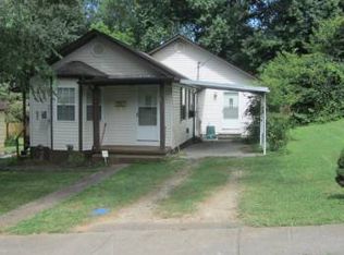 411 N Chamberlain Ave, Rockwood, TN 37854